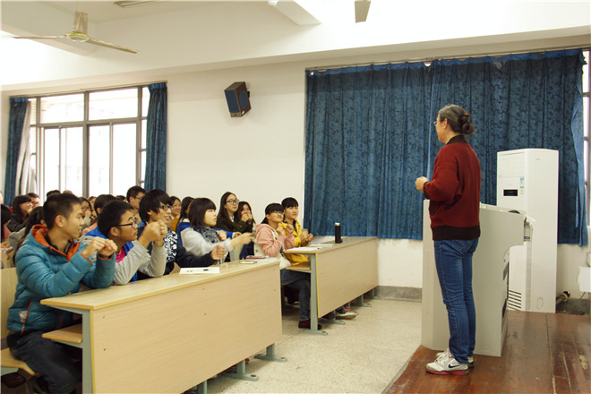 c7|(中国)官方网站学院形势与政策课之大学生反腐倡廉教育